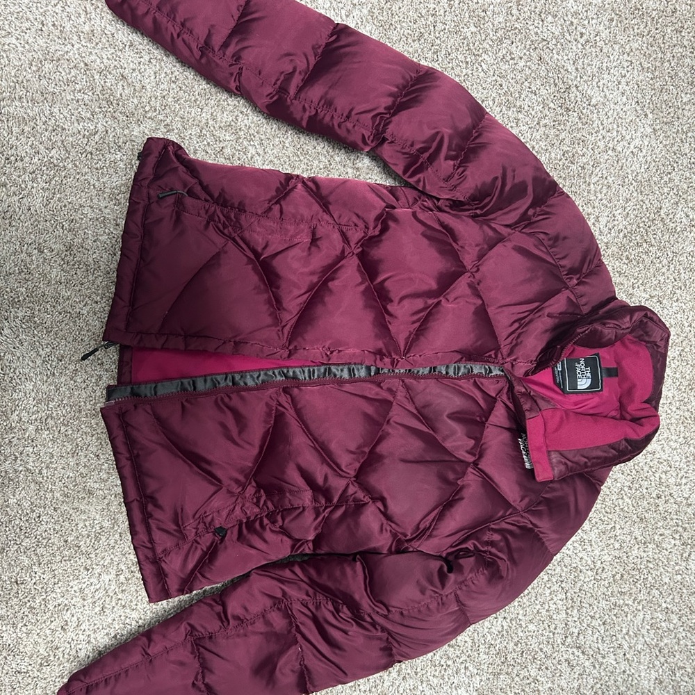 The North Face Women's Maroon Puffer Jacket